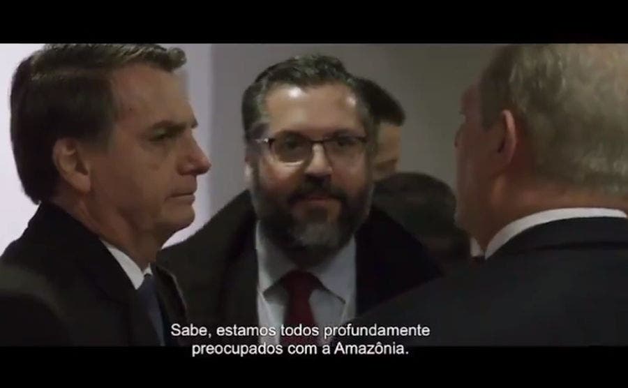 Bolsonaro comete mais uma gafe no documentário que estreia no Globoplay, O Fórum