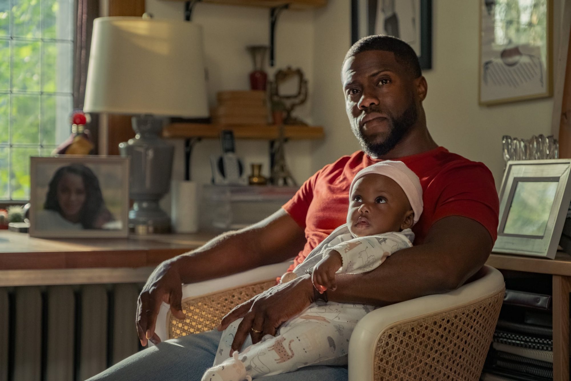 Paternidade é o novo filme de Kevin Hart na Netflix e que é exibido em Tela Quente