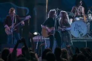 Série do Amazon Prime sobre lendária banda de rock, Daisy Jones e The Six, ganha data de estreia 7