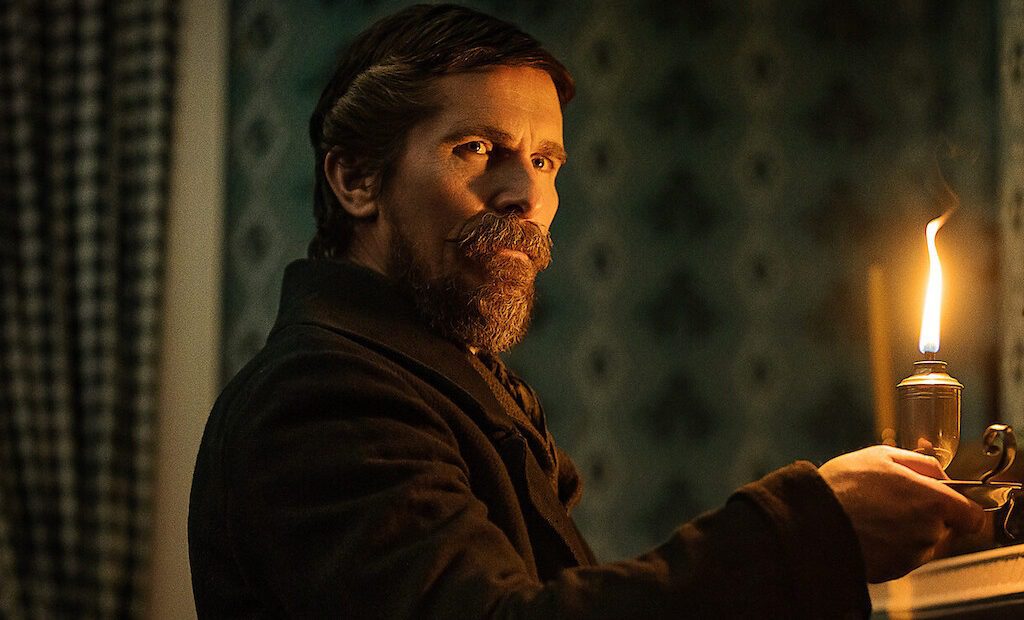 O Pálido Olho Azul é o novo filme de Christian Bale que estreia na Netflix