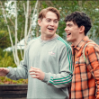 Kit Connor e Joe Locke em "Heartstopper", Netflix