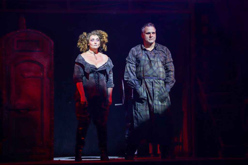 Sweeney Todd | A pedido do público, espetáculo volta para curtíssima temporada em São Paulo 1