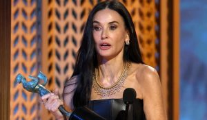 SAG AWARDS 2025 premia Demi Moore como a favorita ao oscar